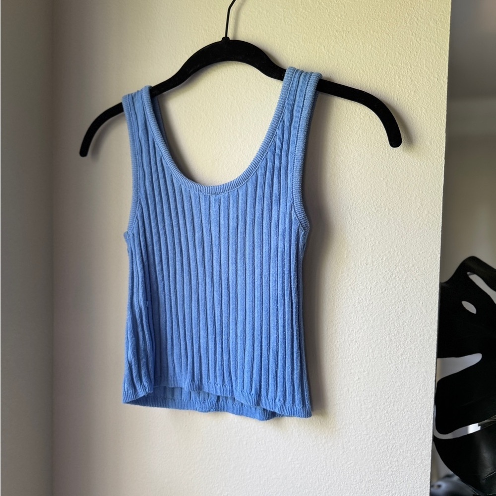 Absolutely Creative Worldwide Blue Ribbed Tank Top - Picture 3 of 3